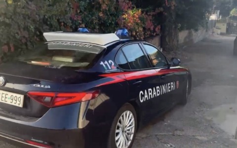 Quattro giovani indagati per ordigni incendiari a Pesaro